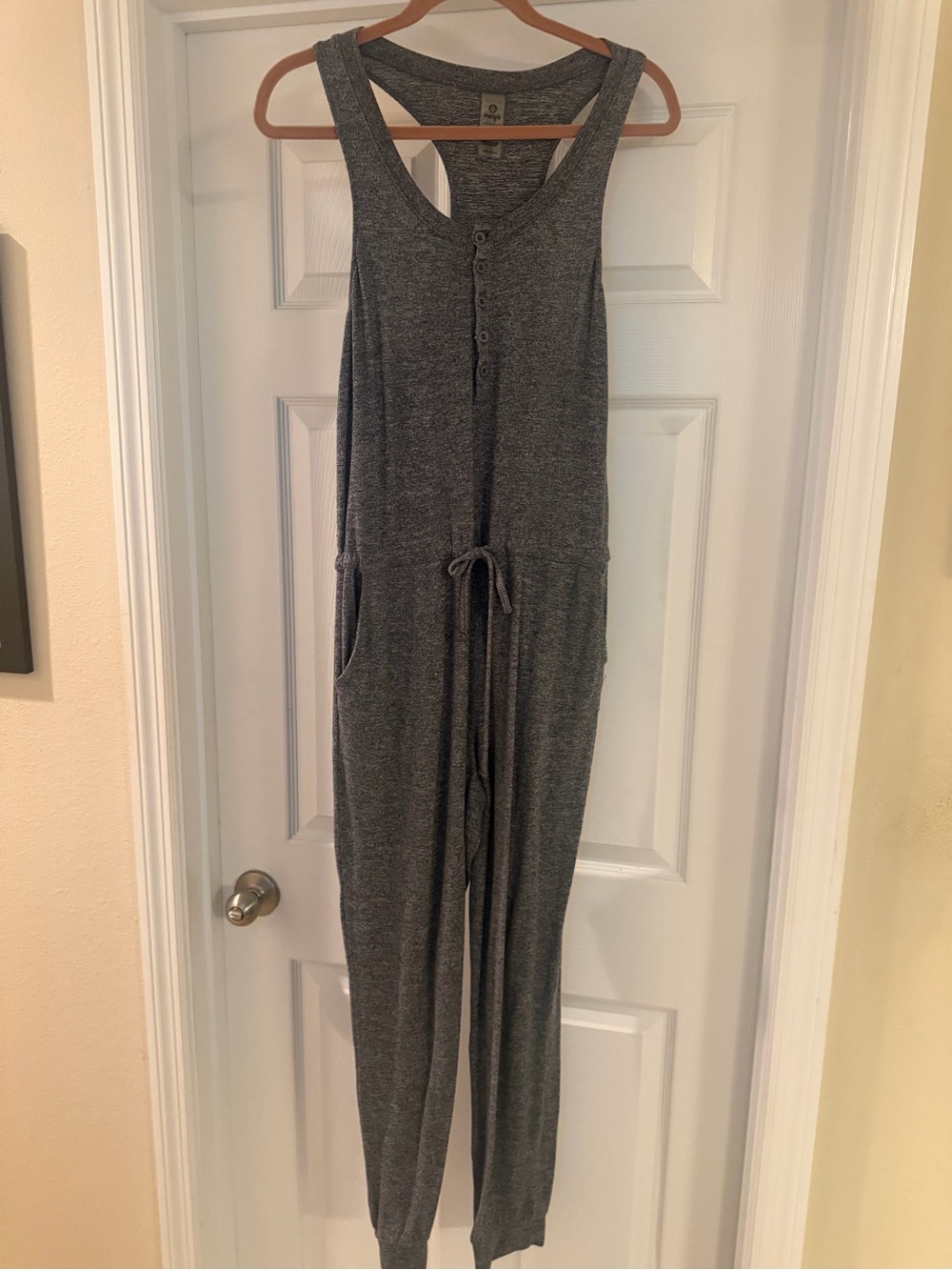 Sleeveless Gray Knit Jumpsuit with Drawstring Waist